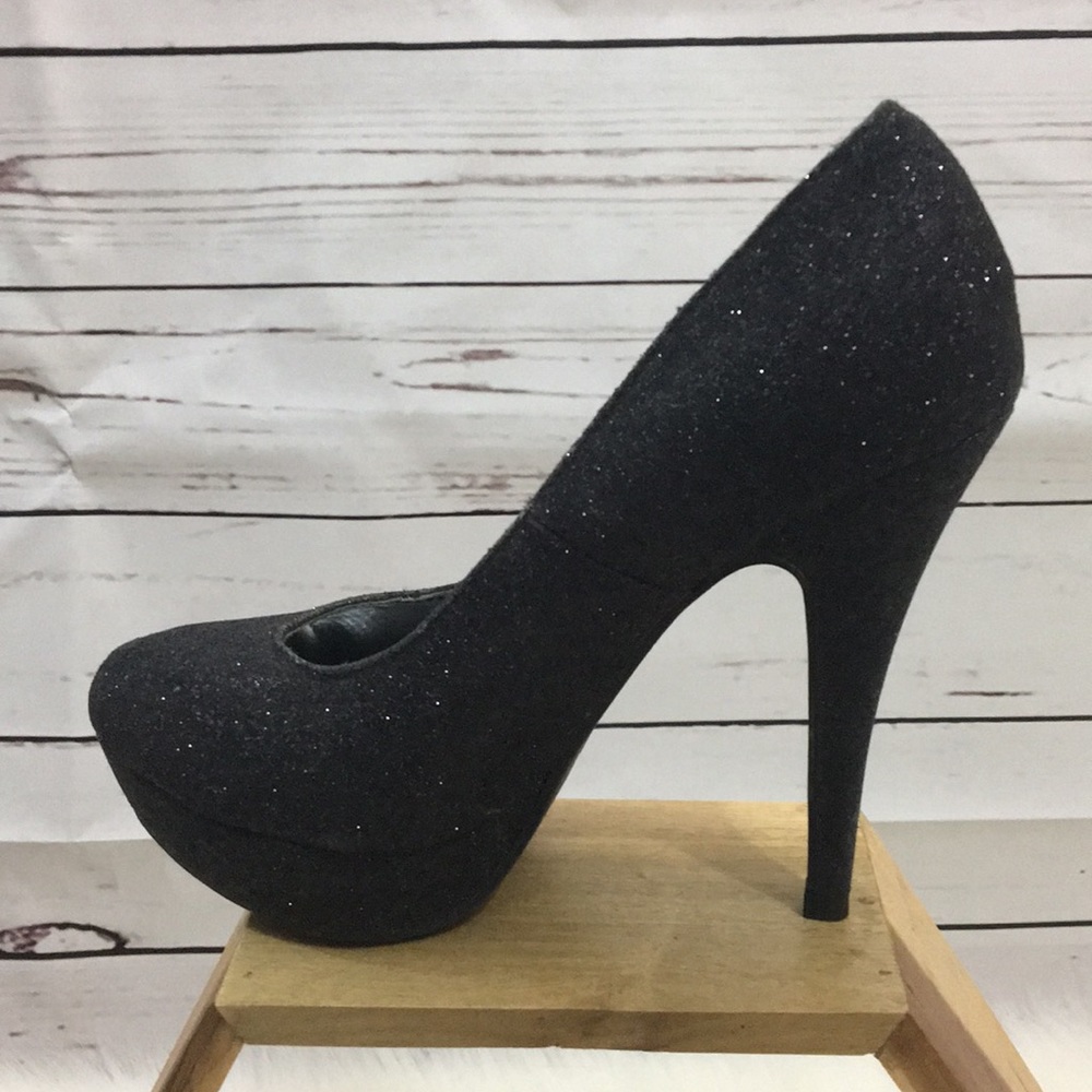 **2 FOR $15** Black Sparkley Pumps **2 for $15**